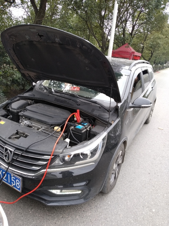 如何确认汽车蓄电池亏电(汽车蓄电池亏电后要充多久)